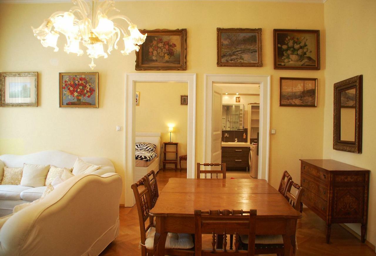 Melantrichova Apartmán *